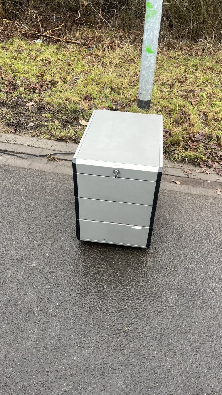 Gispen Ladeblok