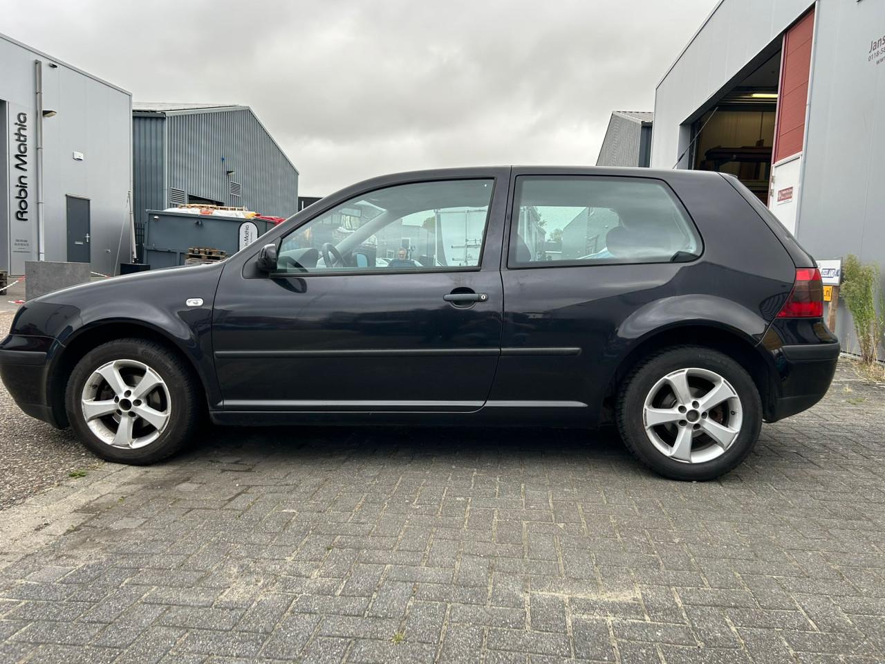 Volkswagen Golf 1.4-16V Master Edition Airco/LM/Trekhaak/Verzwaarde Vering