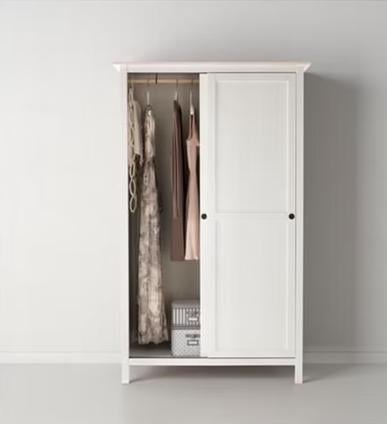 Te koop: IKEA Hemnes kledingkast met schuifdeuren