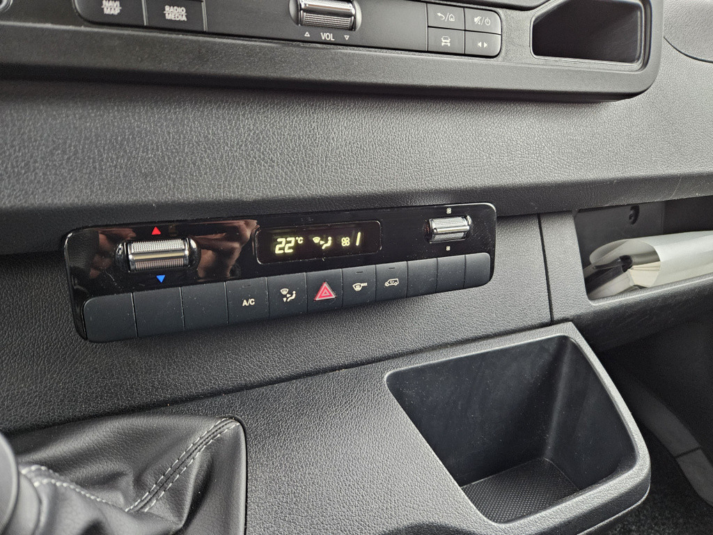 Mercedes-Benz Sprinter 317 1.9 cdi l2h2 170pk | camera | cruisec. | carplay
