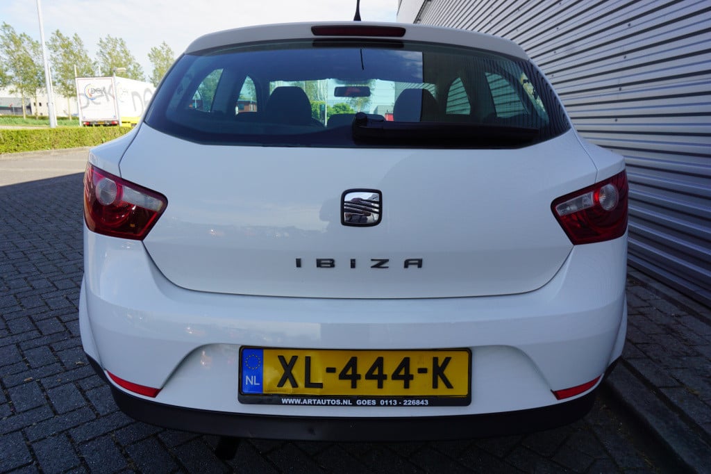 Seat Ibiza 1.6 reference airco / navi / cruise / elektr. ramen / stoelverw.