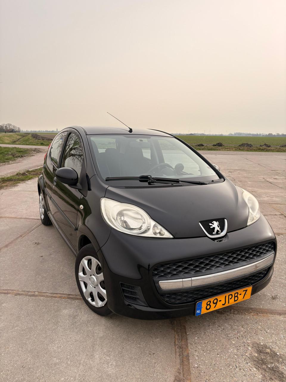 Peugeot 107 Sublime 1.0-12V uit 2009 158.000 km