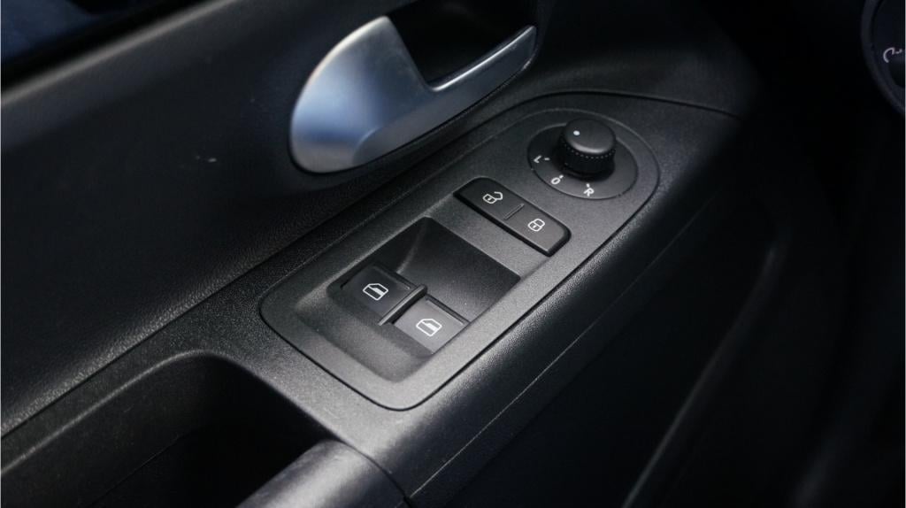 Volkswagen UP! 1.0 bmt move up! rijklaar incl garantie