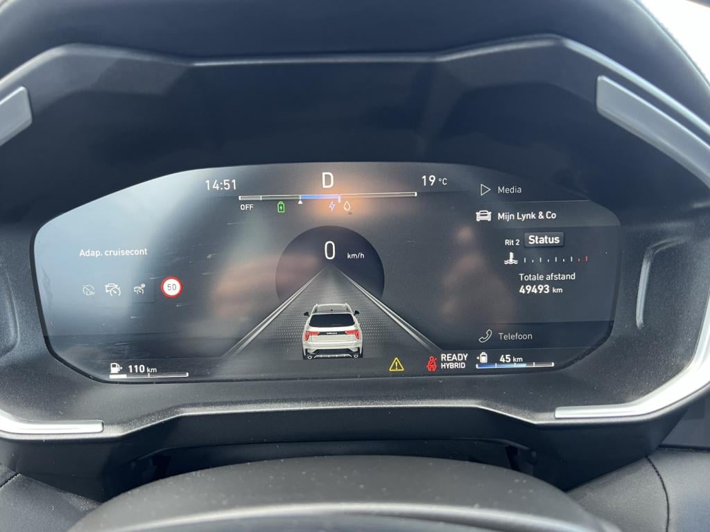 Lynk & Co 01 1.5 261pk phev plug inn hybrid , pano dak,car play, adaptive c