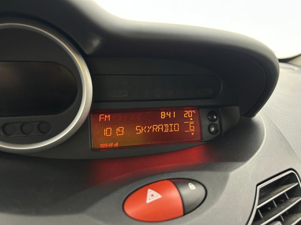 Renault Twingo occasion 1.2-16v collection | grijs | tweedehands renault tw