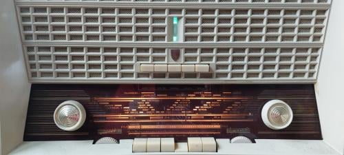 Aristona Radio in prima staat