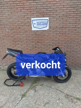 Honda CBR 600RR (Full Black)