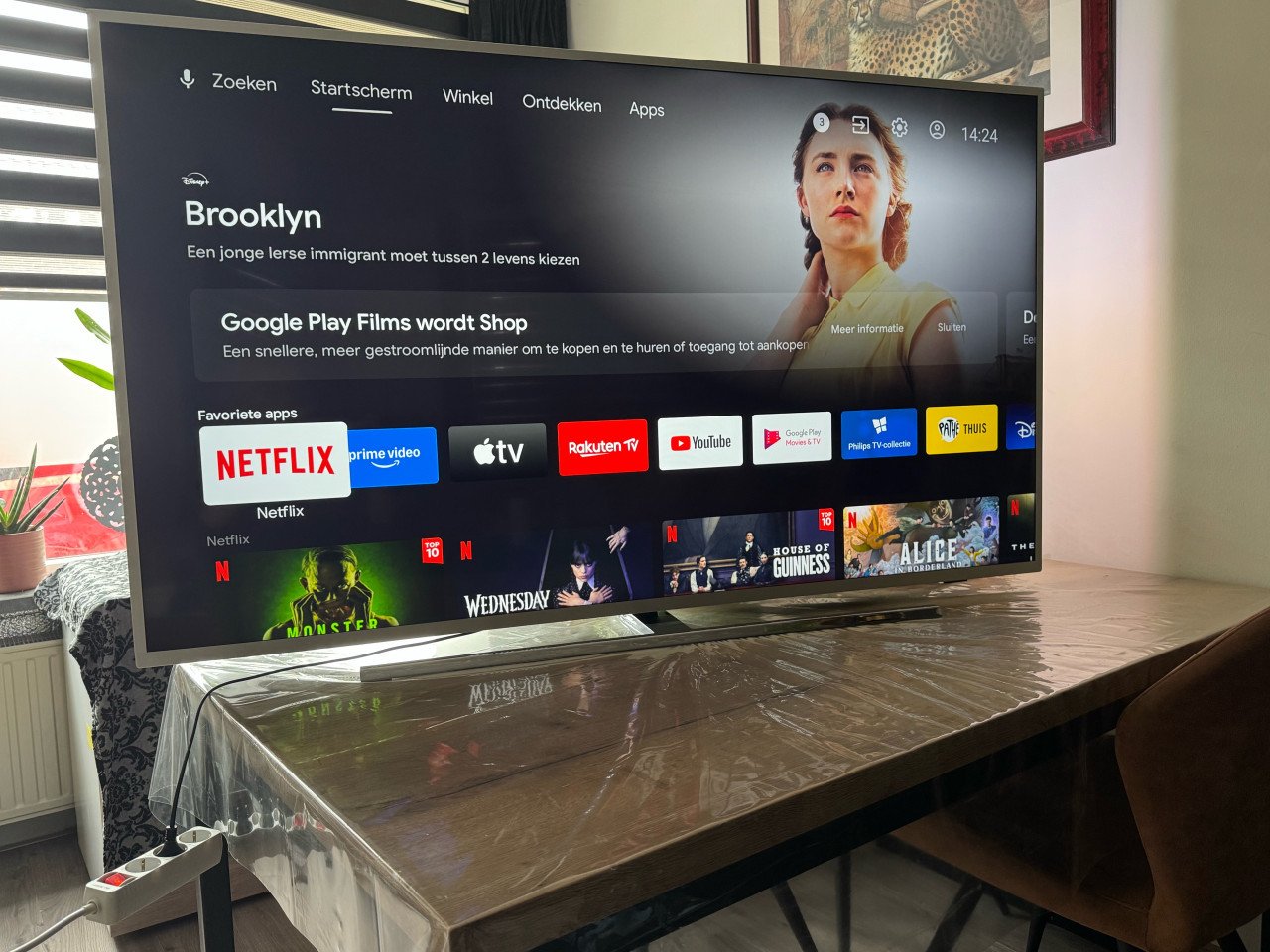 Philips smart tv 65 inch met ambilight in goede staat en weking