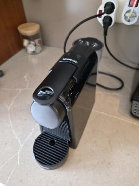 Nespresso Inissia zwart