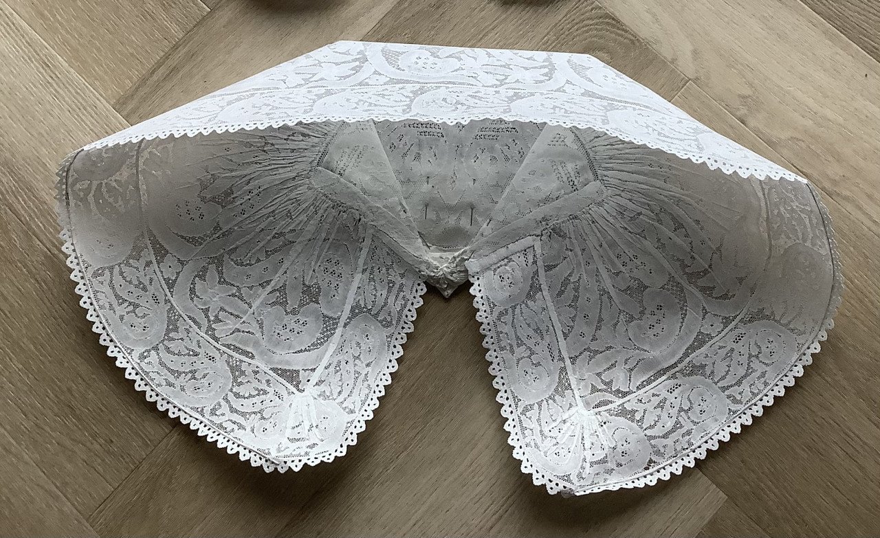 Klederdracht Kap grote muts zuid Beveland