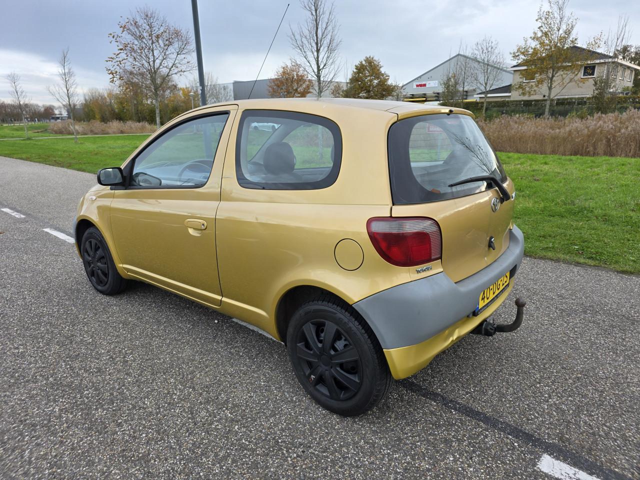 Toyota Yaris 1.0-16V VVT-i Terra met Trekhaak!