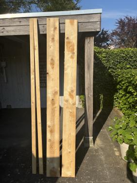 Houten planken en balken