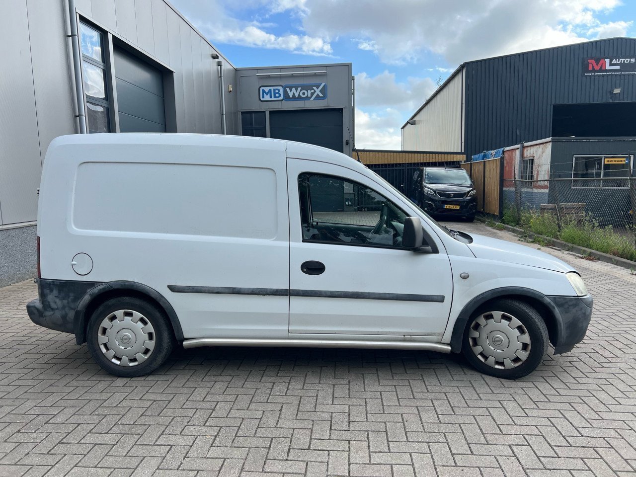 Opel Combo 1.3Cdti City Airco/trekaak Jaar Apk