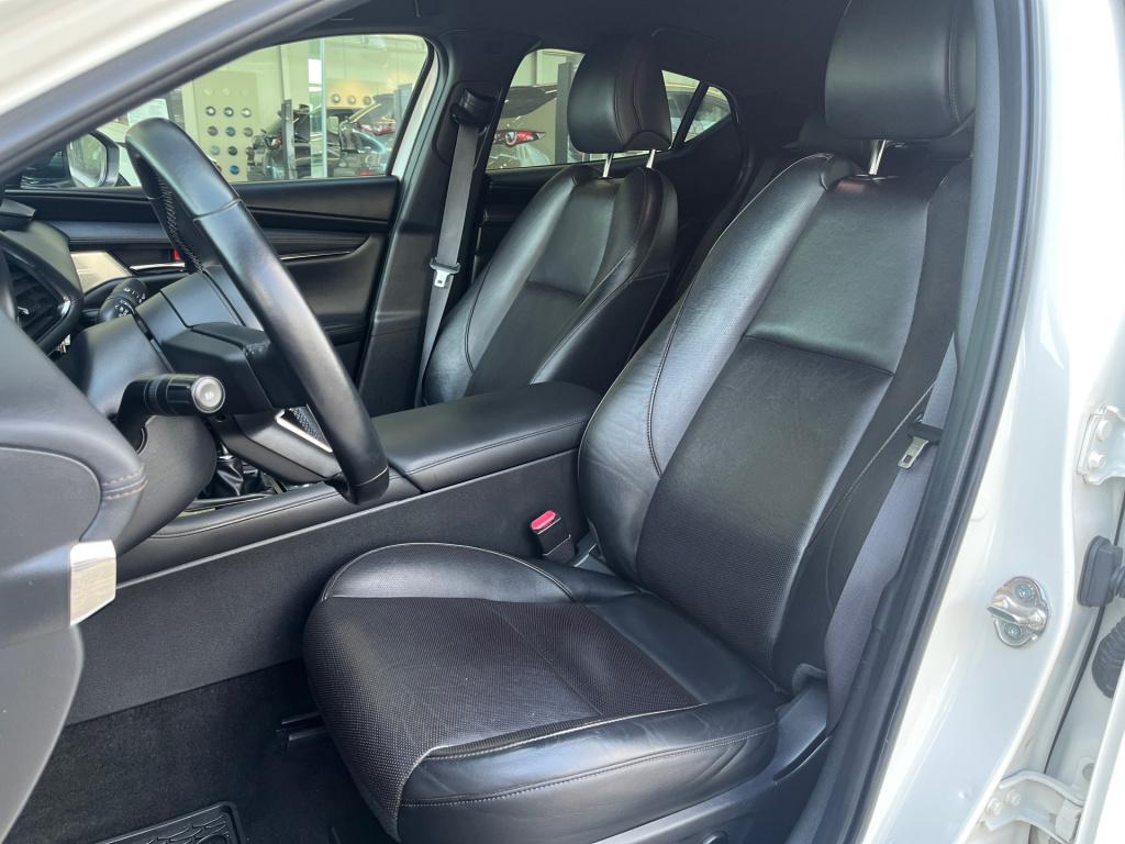 Mazda 3 2.0 e-skyactiv-x m hybrid 180 luxury|bose|aero pack|rijklaar