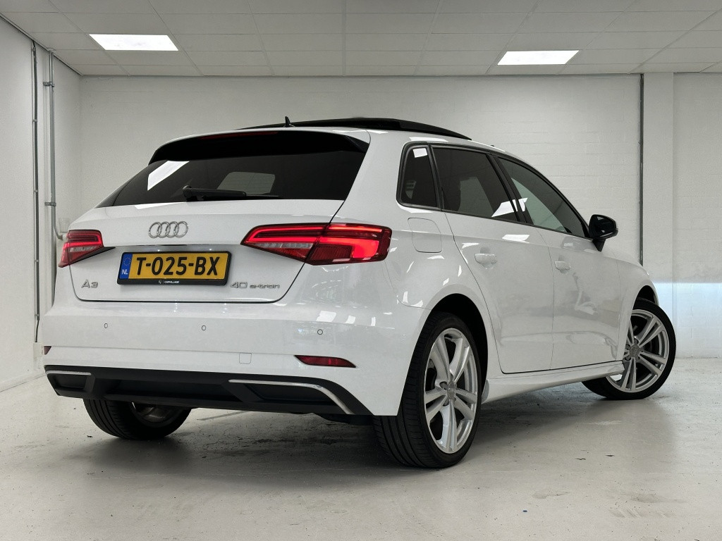 Audi A3 sportback 40 e-tron s line sport plus | b&o | panoramadak | trekhaa