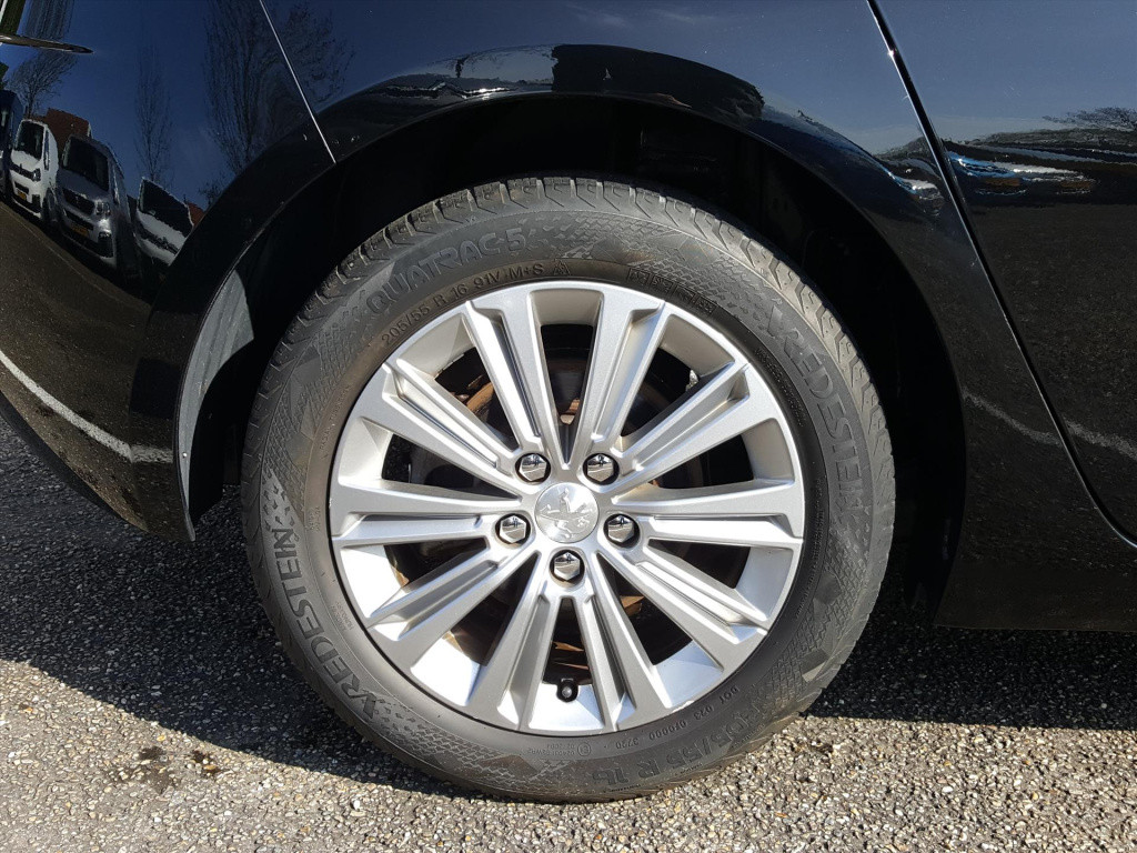 Peugeot 308 1.2 puretech 130pk s&s allure navigatie | cruise & climate cont