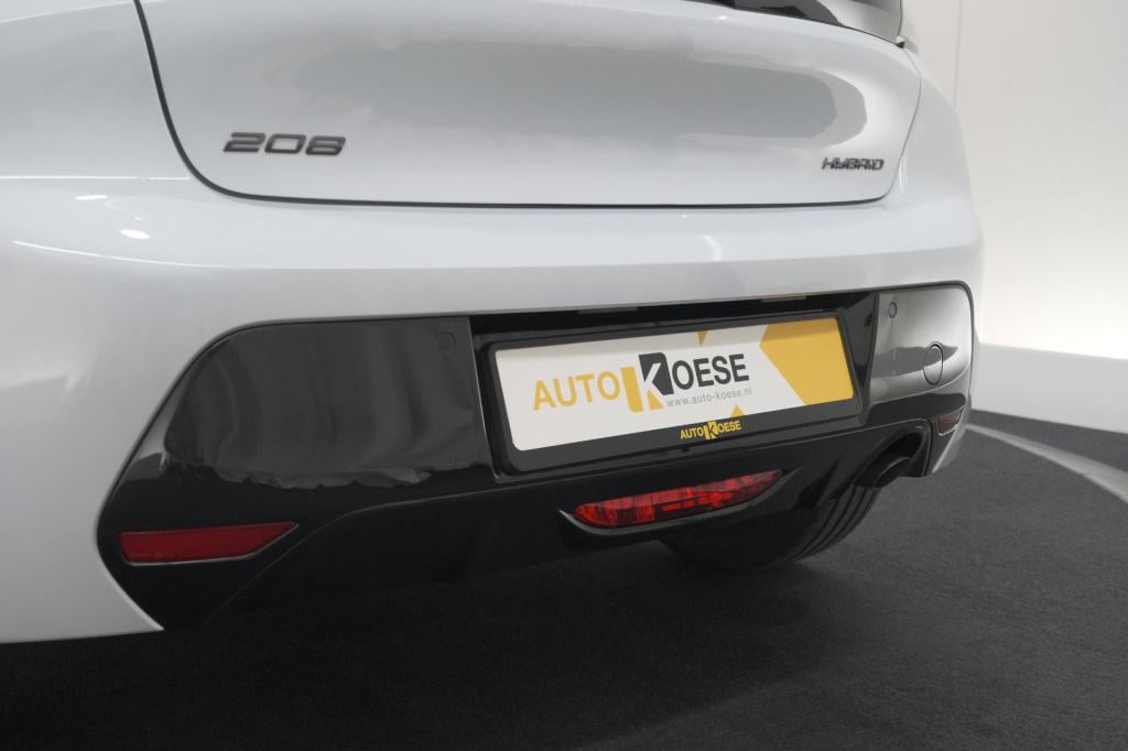 Peugeot 208 1.2 hybrid 110 e-dcs6 allure | climate control | apple carplay 