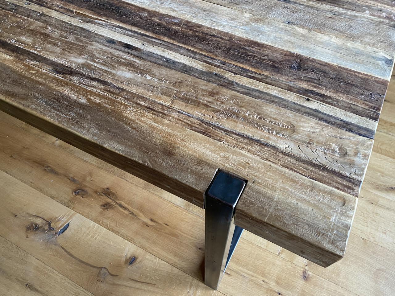 Eikenhouten eettafel