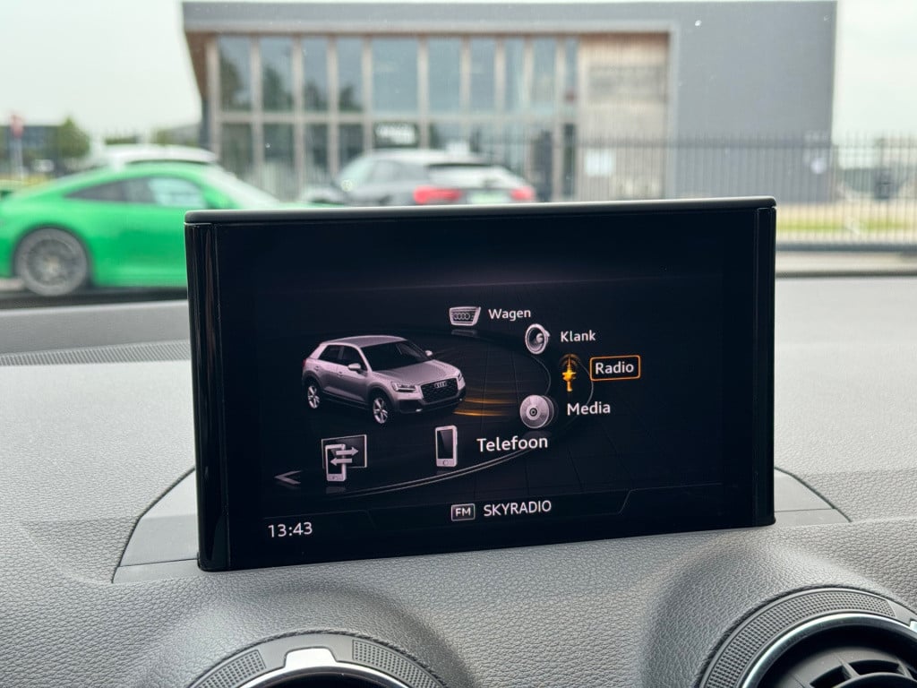 Audi Q2 1.4 tfsi cod * carplay * sfeerverlichting * stoelverwarming