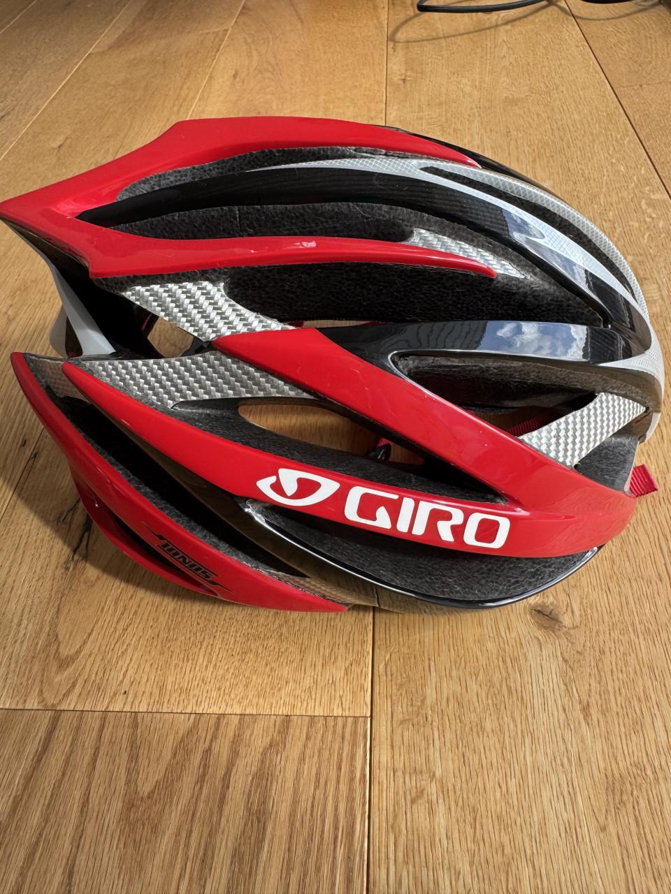 Helm Giro
