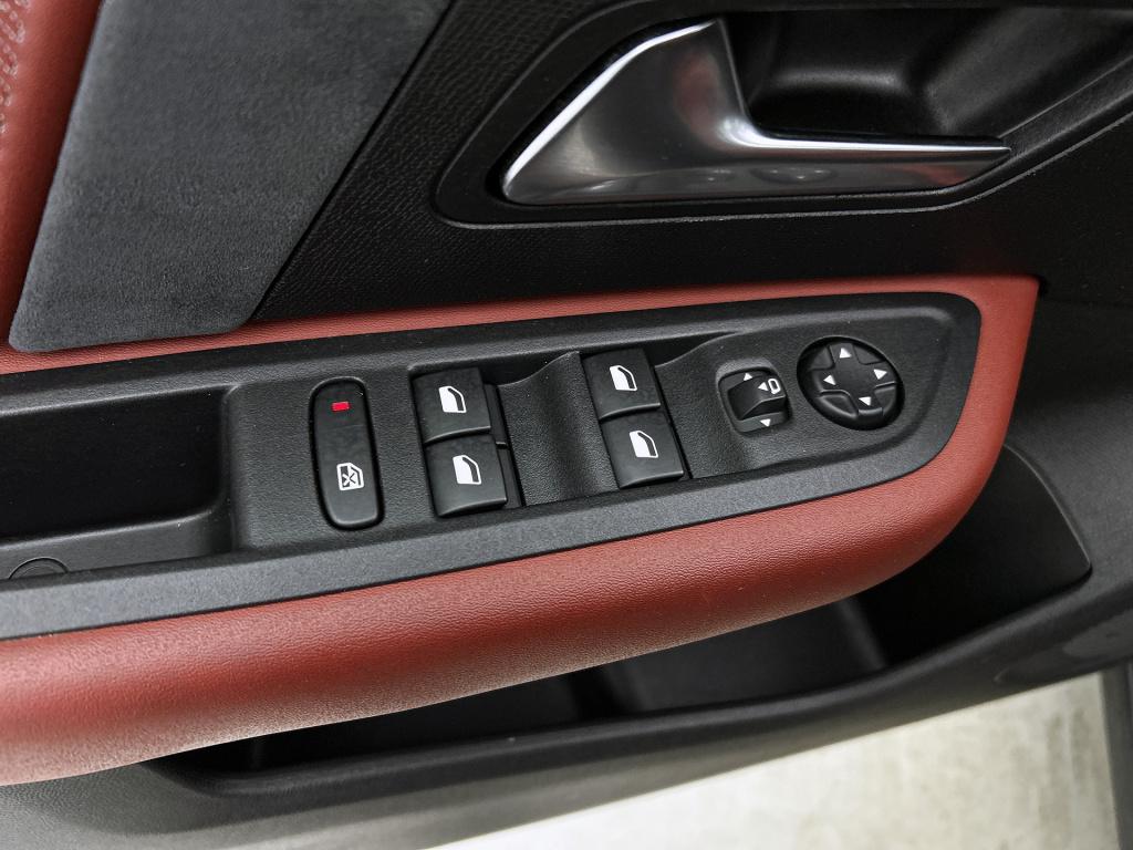 Citroen Ë-c4 shine 50 kwh | rijklaar | leder | panoramadak | adaptive cruis