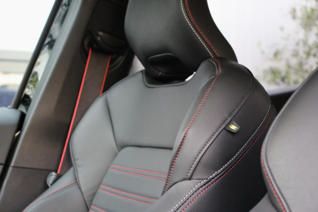 Renault Clio 1.3 tce r.s. line - 1e eig - dealer ond - maxton - virtual das
