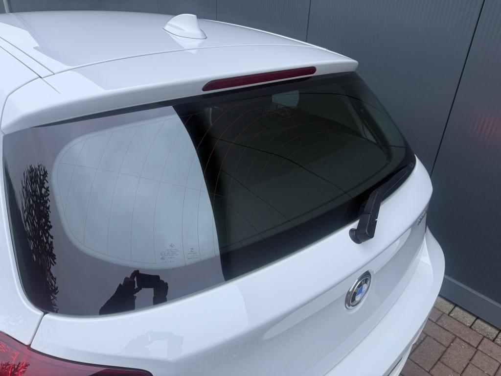 BMW 1 Serie 114i executive 5-drs