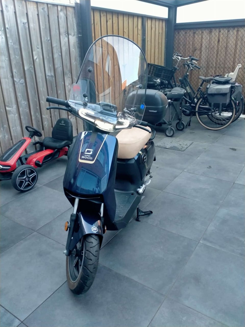 Elektronische scooter super soco