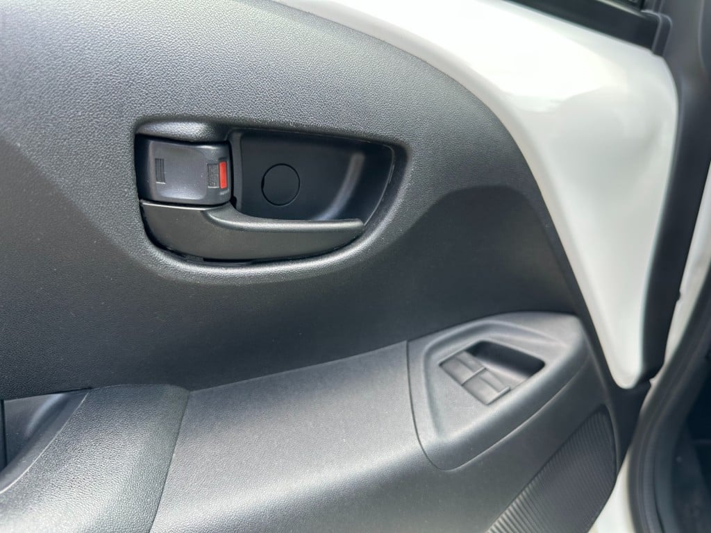 Toyota Aygo 1.0 vvt-i x-play camera lm velgen 2e eigenaar