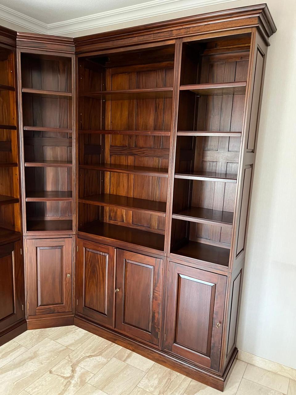 Authentieke bibliotheekkast