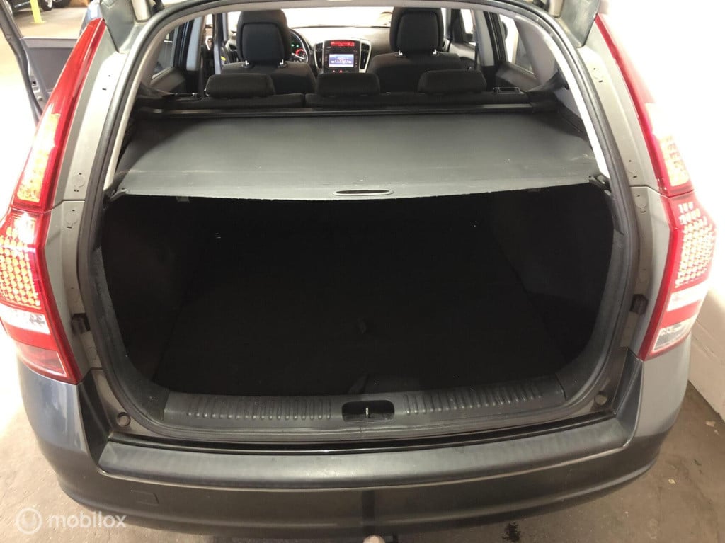 Kia Cee'd sporty wagon 1.4 cvvt navigator plus pack
