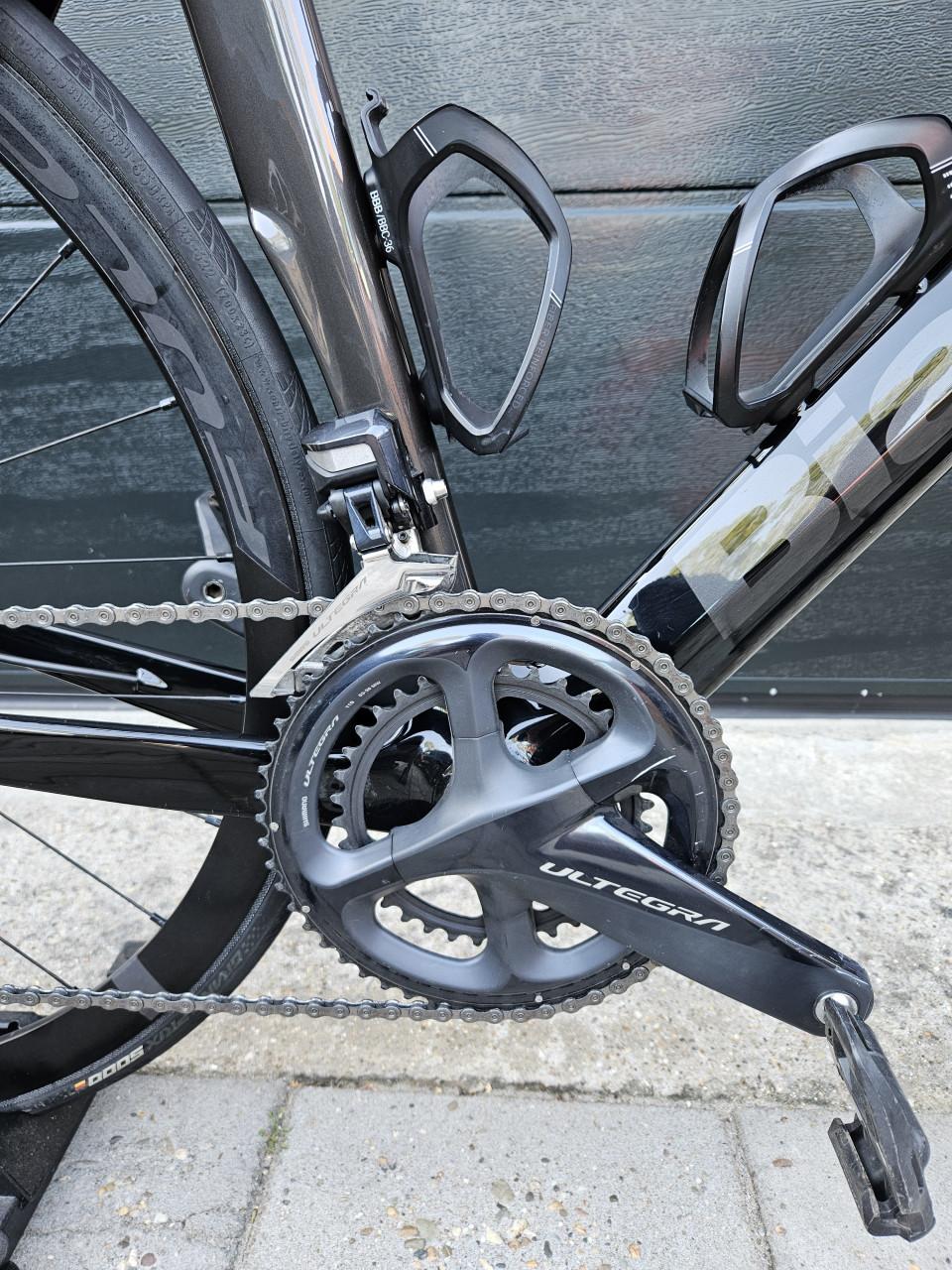 Bianchi Oltre XR4 Disc – Maat 53 – Shimano Ultegra Di2 – Prachtige staat!