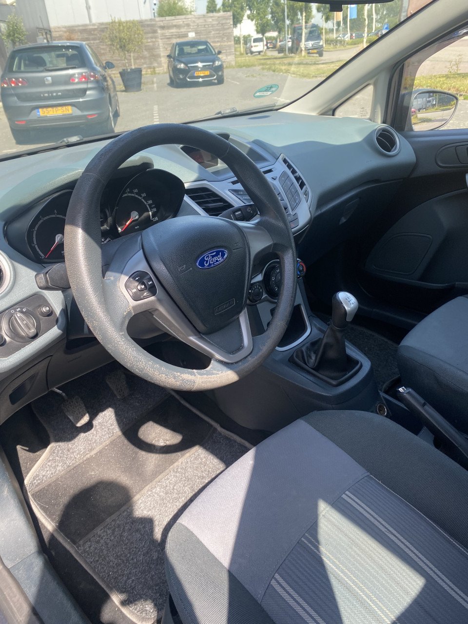 Ford Fiësta 1.25 44KW 5DR 2009 Grijs | NAP | NIEUWE APK!
