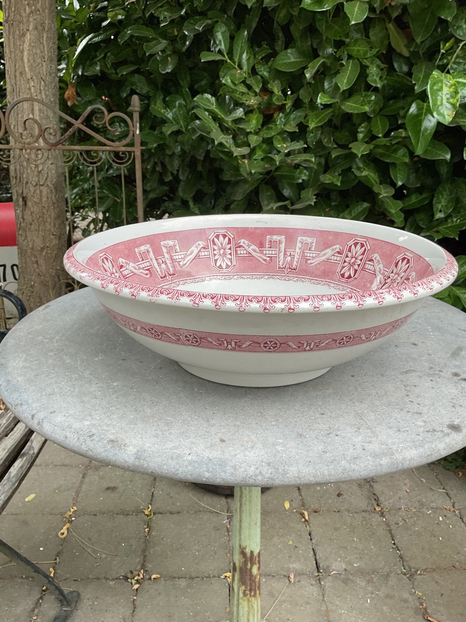 Brocante schaal Petrus Regout