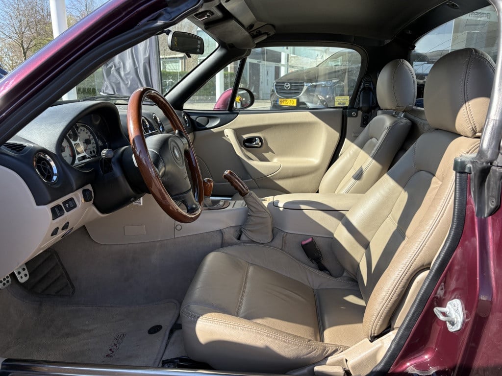 Mazda Mx-5 1.6i van particulier