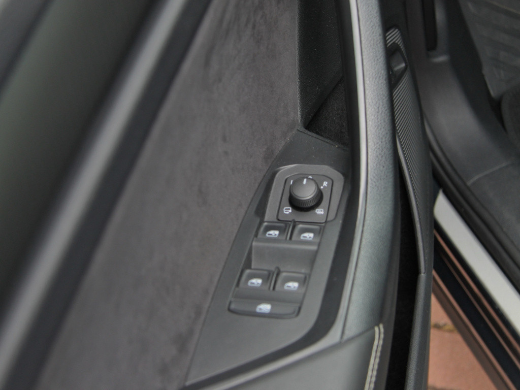 Skoda Kodiaq 1.5 tsi sportline 7p | acc | camera | trekhaak