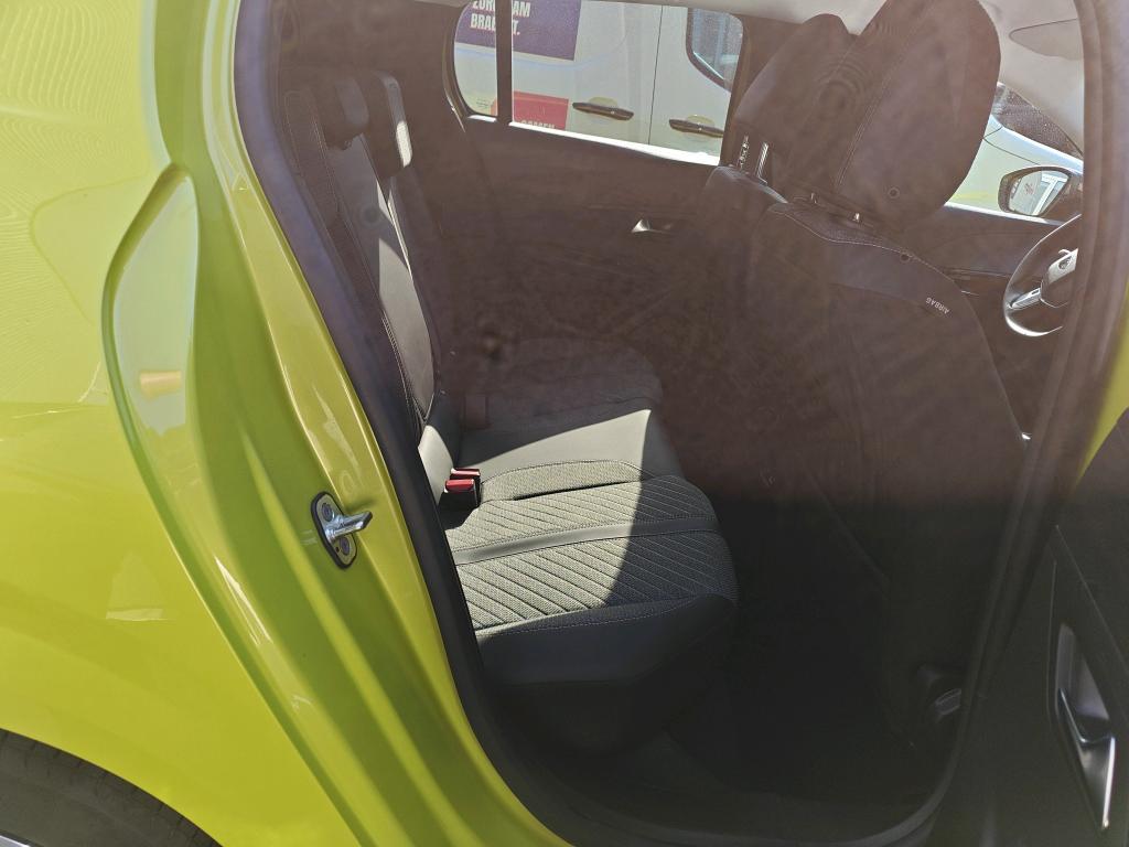 Peugeot 208 1.2 100pk allure apple carplay & android auto | adaptieve cruis