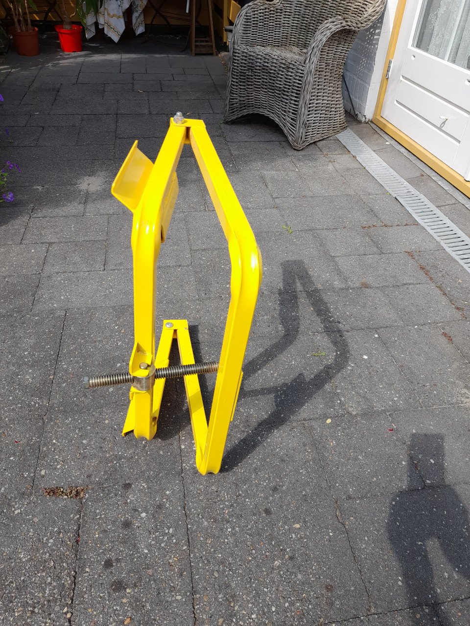 LEVELER