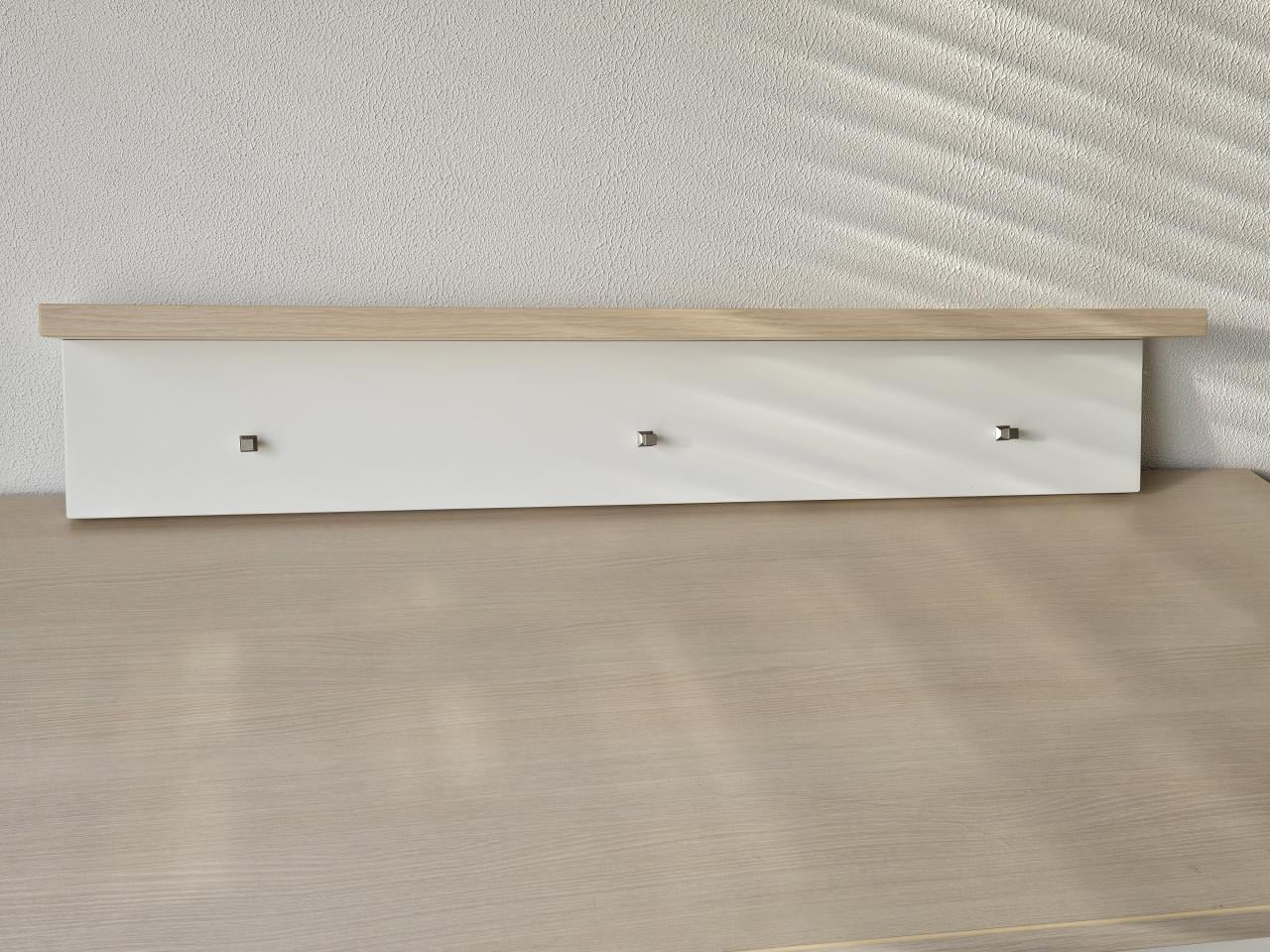 Vroomshoop kast en commode / buro en kapstok