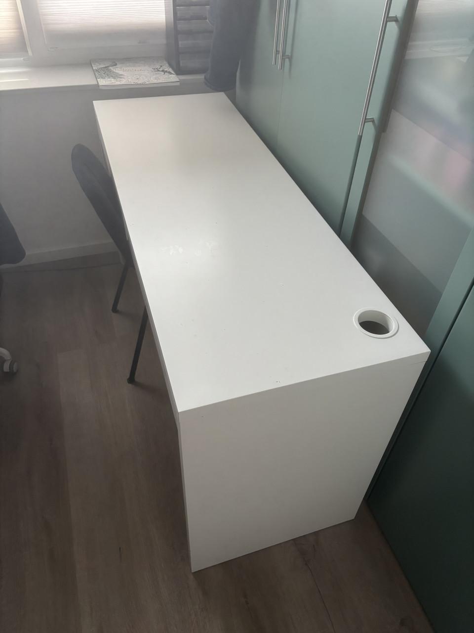 Bureau Ikea