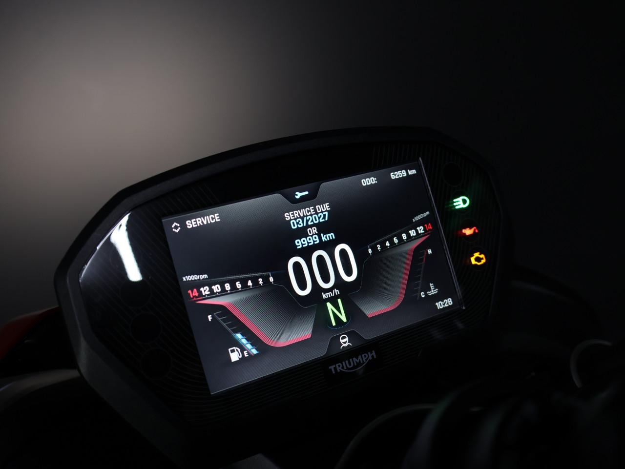 STREET TRIPLE 765 RS | Carnival Red