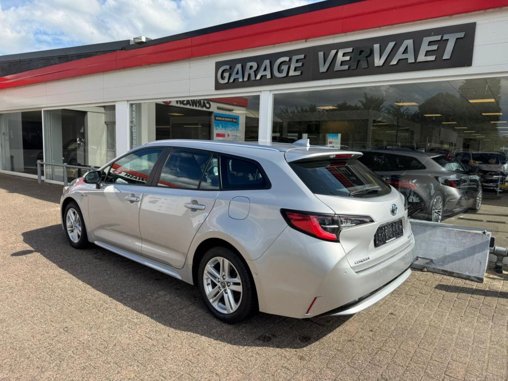 Toyota Corolla Touring Sports 1.8 hybrid dynamic