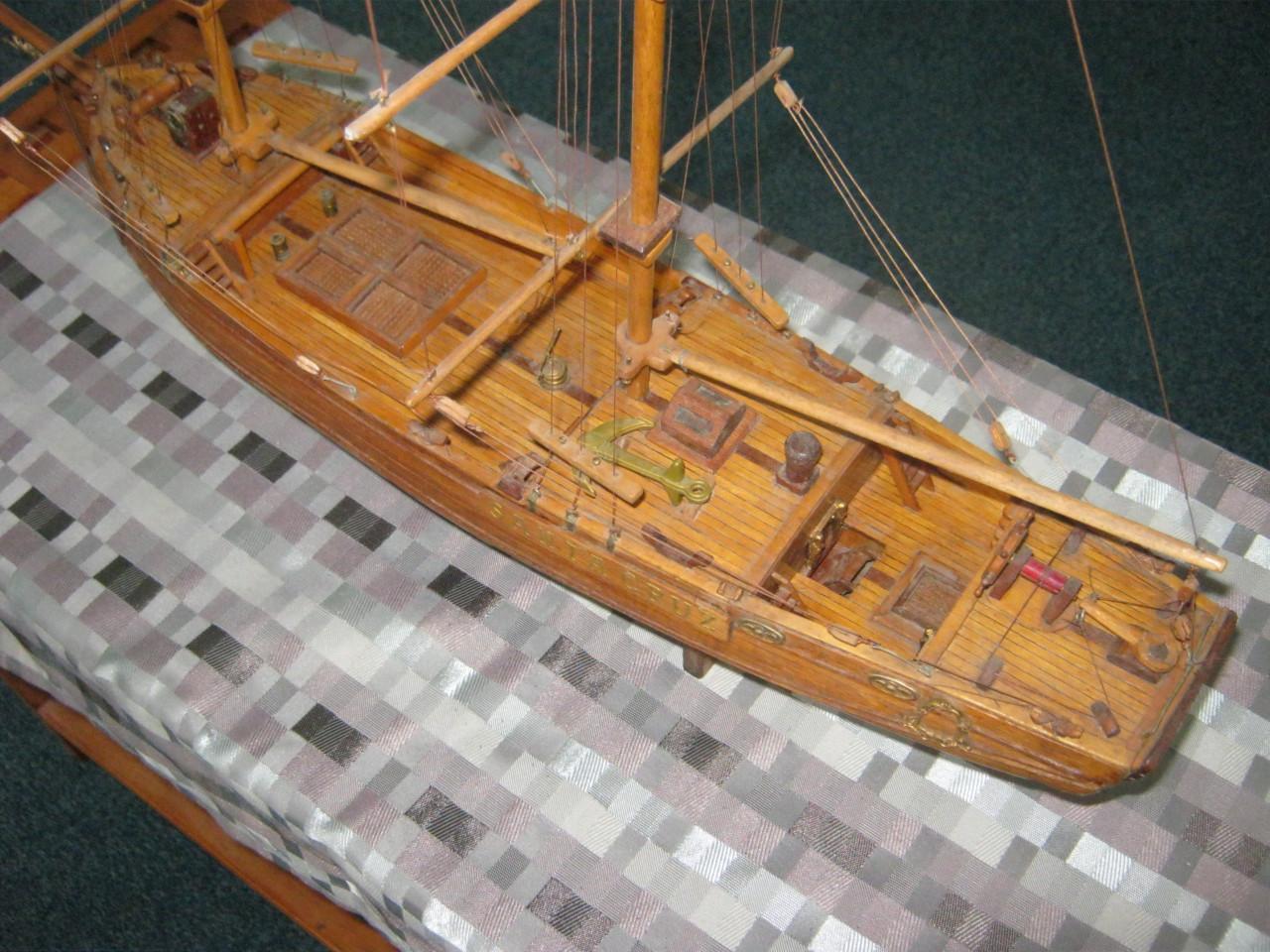 Scheepsmodel SANTA CRUZ.