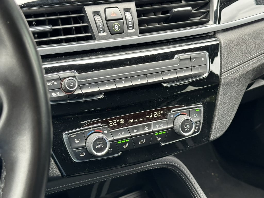 BMW X1 xdrive25e edrive edition l head -up i cruise control i stoelverwarmi