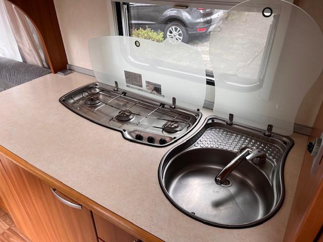 Wilk 530 ue bj 2011 aparte bedden, GERESERVEERD !!