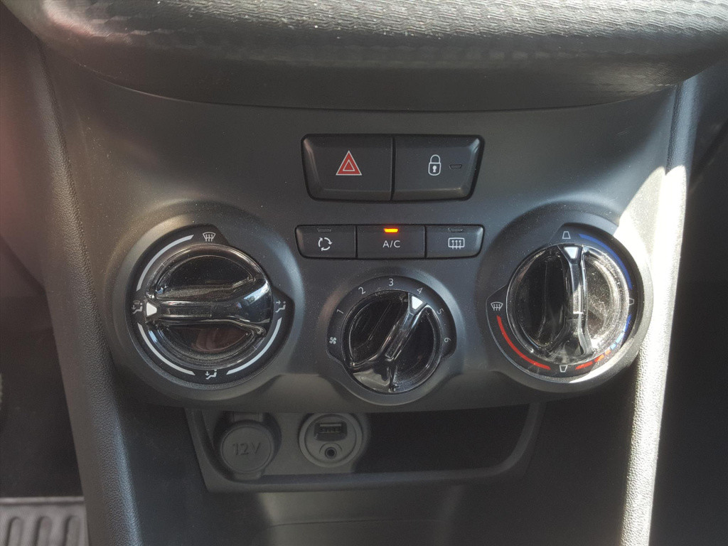Peugeot 2008 1.2 puretech 82pk s&s style navigatie | airco | cruise control