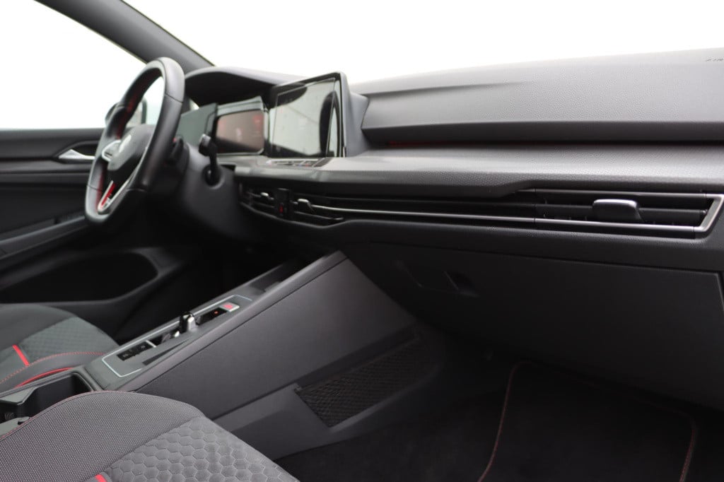 Volkswagen Golf gti 2.0 tsi clubsport 300pk dsg7