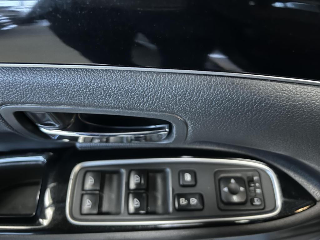 Mitsubishi Outlander 2.4 phev intense