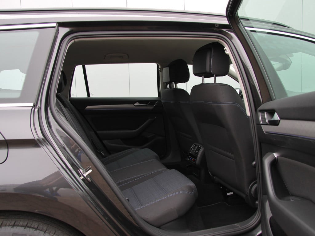 Volkswagen Passat variant 1.4 tsi phev gte 218pk | matrix led | camera
