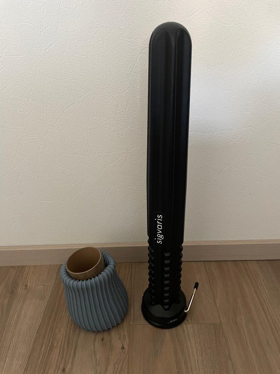 Doff n' donner cone